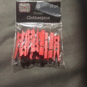 Small clothespins 12 pc